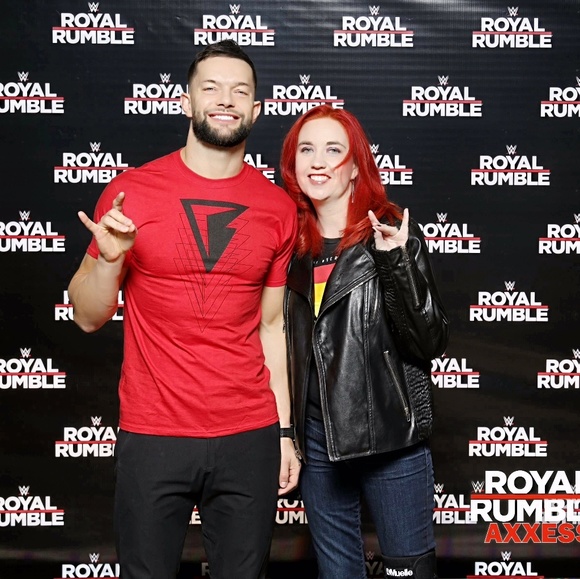 Meet your Posher, Karen - Picture 1 of 8